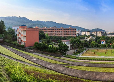 西安外事技工學(xué)校（西安外事技師學(xué)院）2023年招生專業(yè)?學(xué)費(fèi)標(biāo)準(zhǔn)
